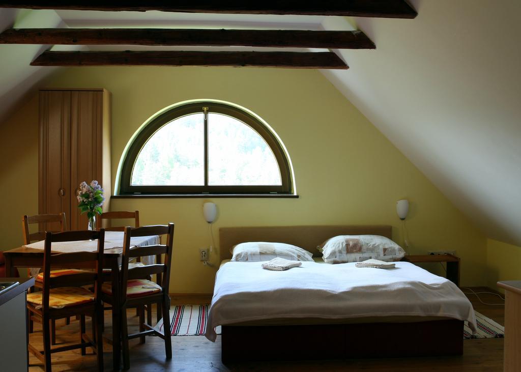 Penzion Kremenisko Banská Štiavnica Kamer foto