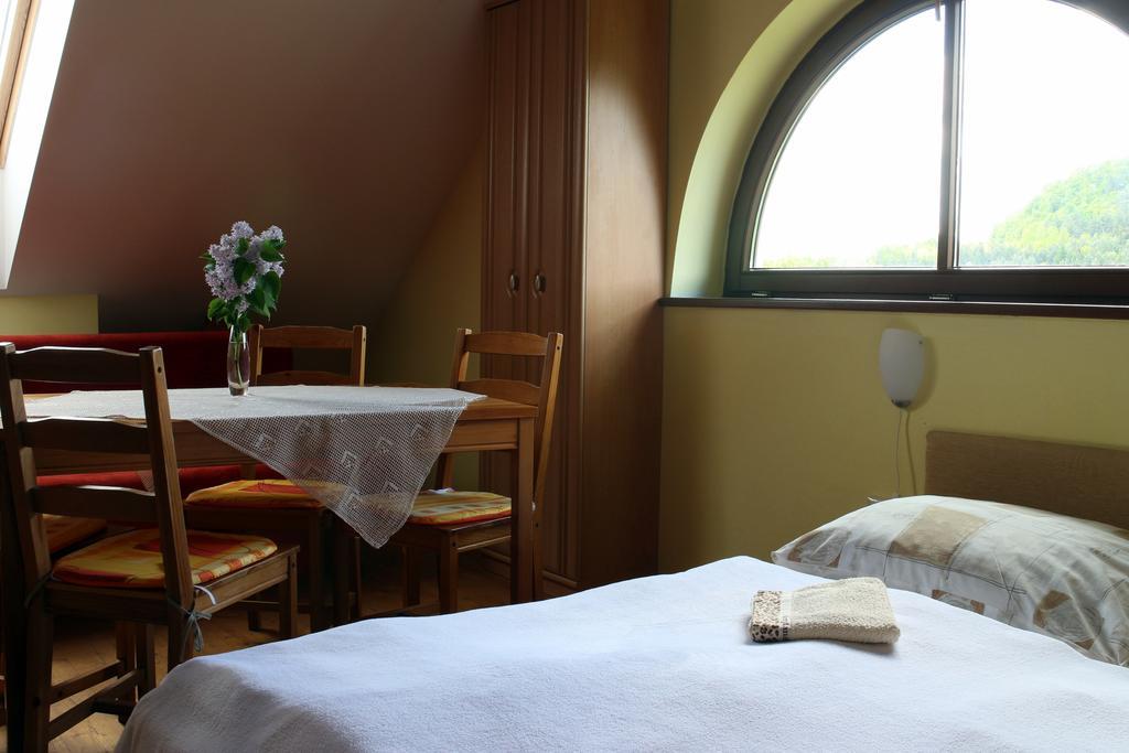 Penzion Kremenisko Banská Štiavnica Kamer foto